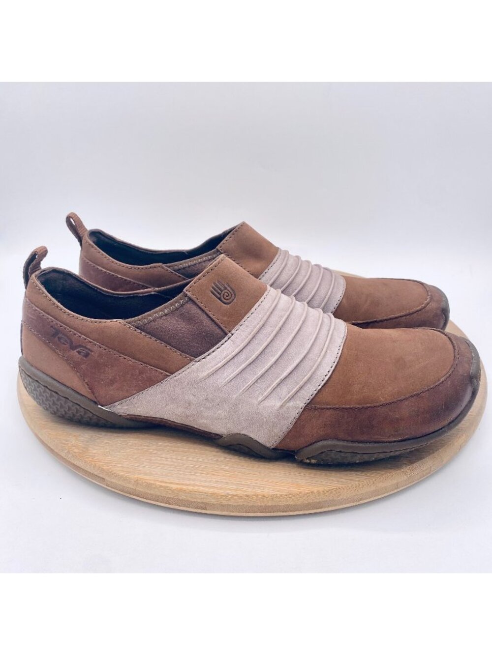 Teva Shoes Womens 9 Brown Leather Slip On Sporty Shay Flats Outdoor Hiking